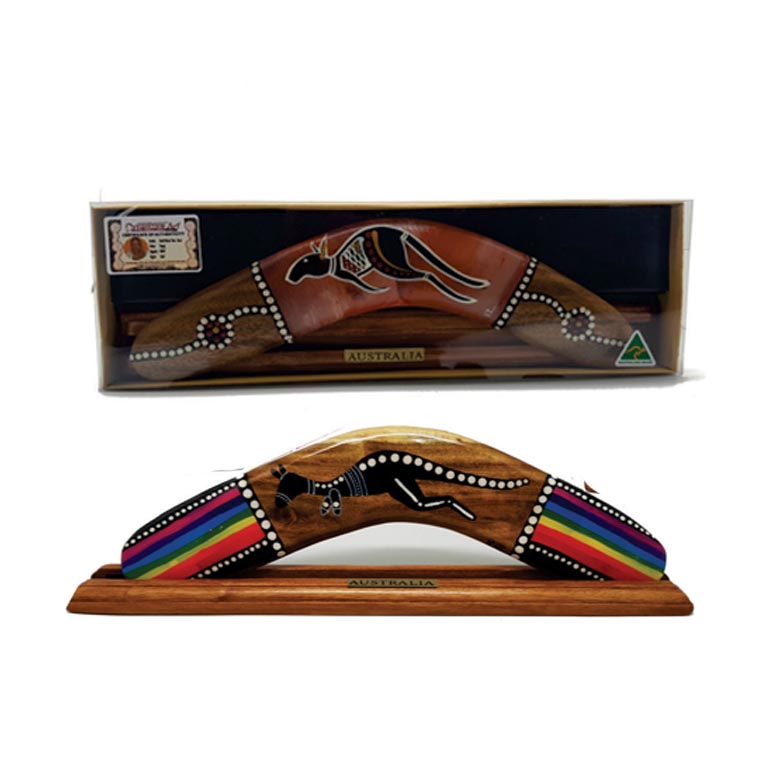 Boxed 12 Inch Resined Detailed Animal Boomerang with Stand 3 BXBOAR 12 Boxed 12 Inch Animal Resin Boomerang