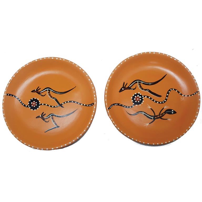 20cm Hand Painted Traditional Detail Plate 3 M039 Plate 8 Inch Traditional